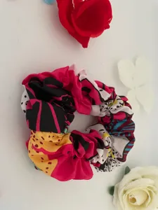 "Elevate Your Professional Style with Stylish Scrunchie Hair Accessories"